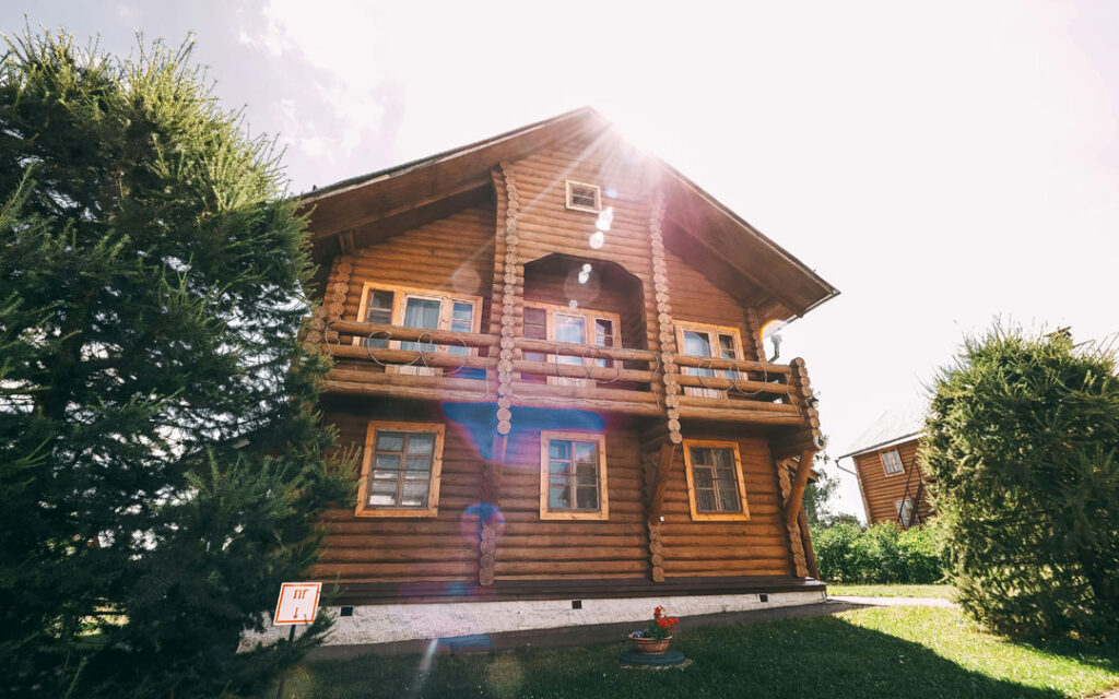 Log Home PVC Tape | Log Home Construction | Capital Tape Co.